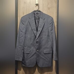 Classic Men's Blazer in Navy Size 40R